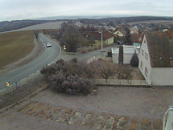 Vjezd do obce ze severu