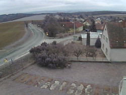 Vjezd do obce ze severu