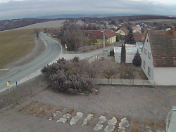 Vjezd do obce ze severu