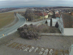 Vjezd do obce ze severu