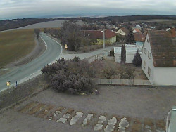 Vjezd do obce ze severu