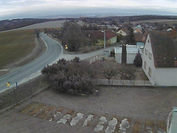 Vjezd do obce ze severu