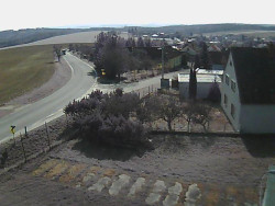 Vjezd do obce ze severu