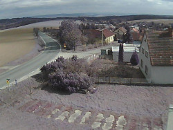 Vjezd do obce ze severu