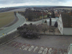 Vjezd do obce ze severu