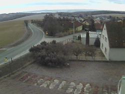 Vjezd do obce ze severu