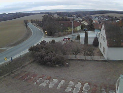 Vjezd do obce ze severu