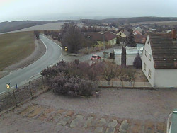 Vjezd do obce ze severu