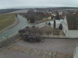 Vjezd do obce ze severu