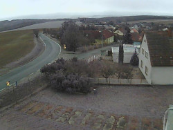 Vjezd do obce ze severu