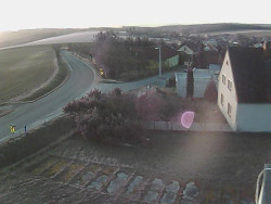 Vjezd do obce ze severu