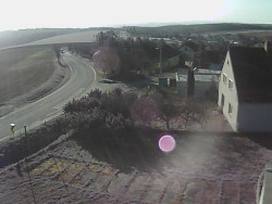 Vjezd do obce ze severu