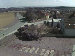 Vjezd do obce ze severu