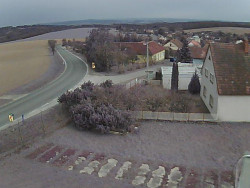 Vjezd do obce ze severu