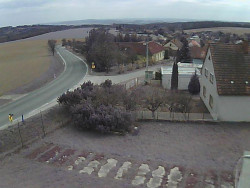 Vjezd do obce ze severu