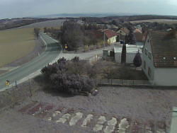 Vjezd do obce ze severu