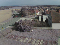 Vjezd do obce ze severu