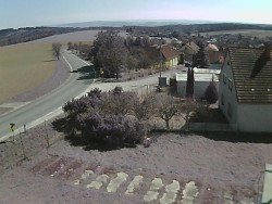 Vjezd do obce ze severu