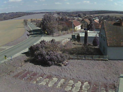 Vjezd do obce ze severu