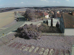 Vjezd do obce ze severu