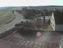 Vjezd do obce ze severu