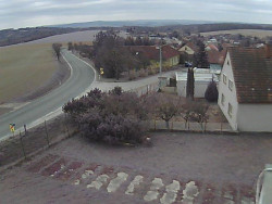 Vjezd do obce ze severu