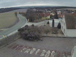 Vjezd do obce ze severu