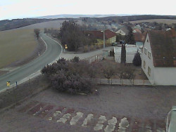 Vjezd do obce ze severu