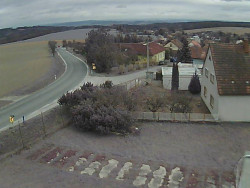 Vjezd do obce ze severu