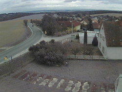 Vjezd do obce ze severu