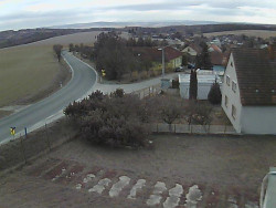 Vjezd do obce ze severu