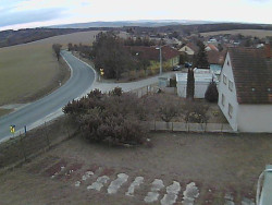 Vjezd do obce ze severu