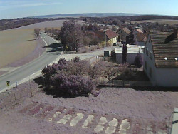 Vjezd do obce ze severu