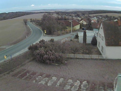 Vjezd do obce ze severu