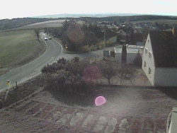 Vjezd do obce ze severu