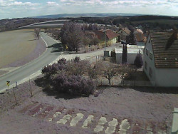 Vjezd do obce ze severu