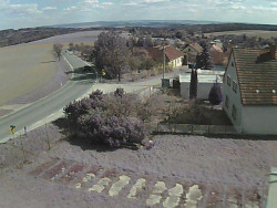 Vjezd do obce ze severu