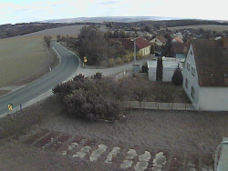 Vjezd do obce ze severu