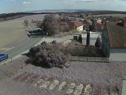 Vjezd do obce ze severu