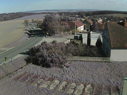 Vjezd do obce ze severu