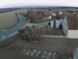 Vjezd do obce ze severu