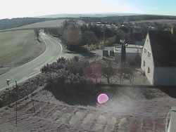 Vjezd do obce ze severu