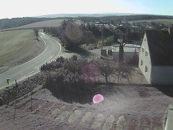 Vjezd do obce ze severu