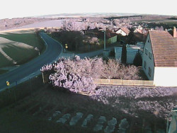 Vjezd do obce ze severu