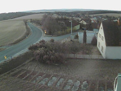 Vjezd do obce ze severu