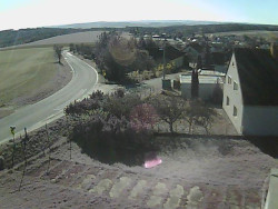 Vjezd do obce ze severu