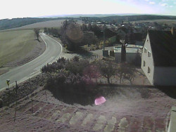 Vjezd do obce ze severu