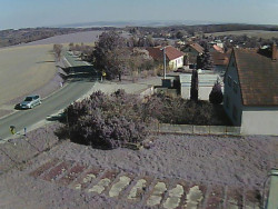 Vjezd do obce ze severu