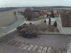 Vjezd do obce ze severu