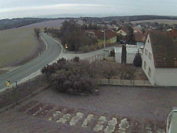 Vjezd do obce ze severu